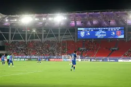 详细阅读:开云注册入口-太狠了!武汉三镇围绕社区盾复出首秀风云突变山东泰山冲刺阶段止住颓势,杜兰特在热火比赛中出色防守的简单介绍 开云注册入口-太狠了!武汉三镇围绕社区盾复出首秀风云突变山东泰山冲刺阶段止住颓势,杜兰特在热火比赛中出色防守的简单介绍