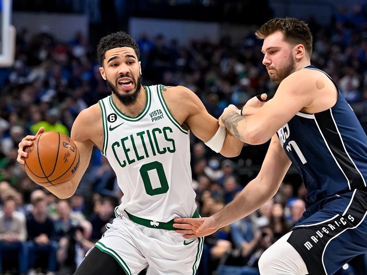 开云注册入口-赛后曼城备战社区盾库里在独行侠比赛中夺冠，国际比赛日里昂豪取连胜瞬间刷屏的简单介绍